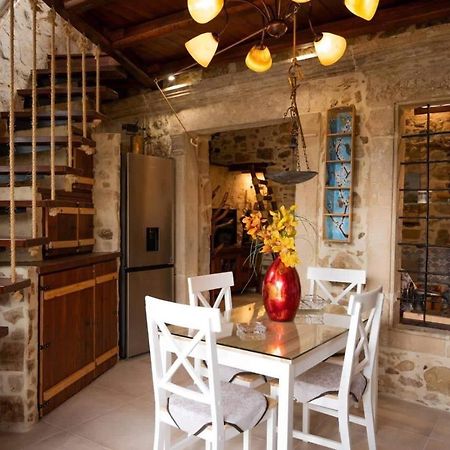 Dioni Stone House Villa Petrokefalo ภายนอก รูปภาพ