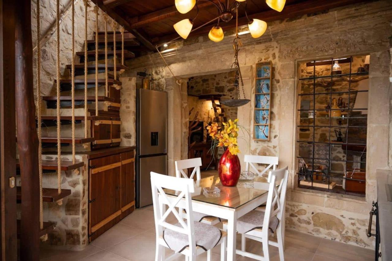 Dioni Stone House Villa Petrokefalo ภายนอก รูปภาพ